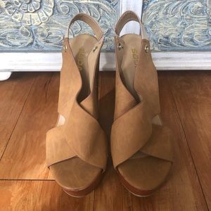Women’s SODA Wedges sz 8